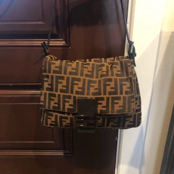 FENDI VINTAGE ZUCCA MAMA BAG FF large brown from my personal collection. - Picture 2 of 11